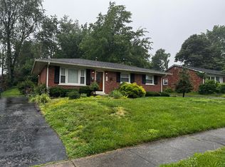 136 Tartan Dr, Lexington, KY 40517
