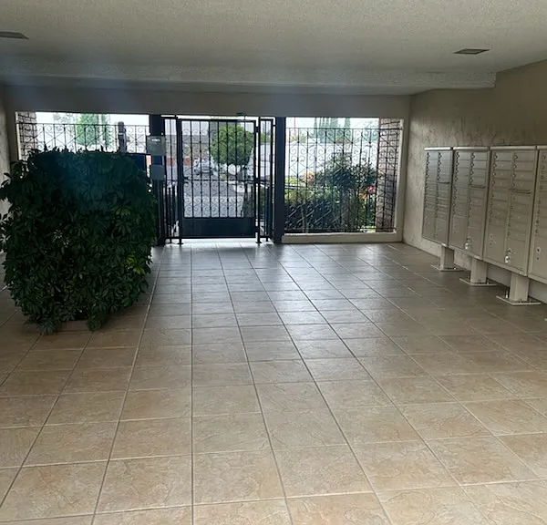 Villa Capri Apartments — Photo 13
