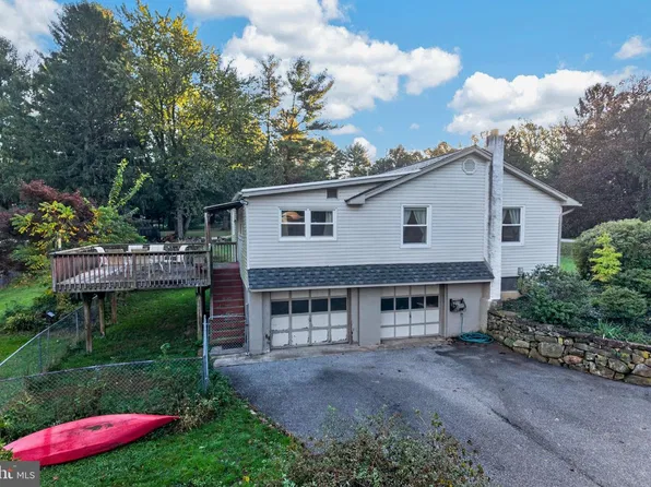 725 Susan Dr, Exton, PA 19341
