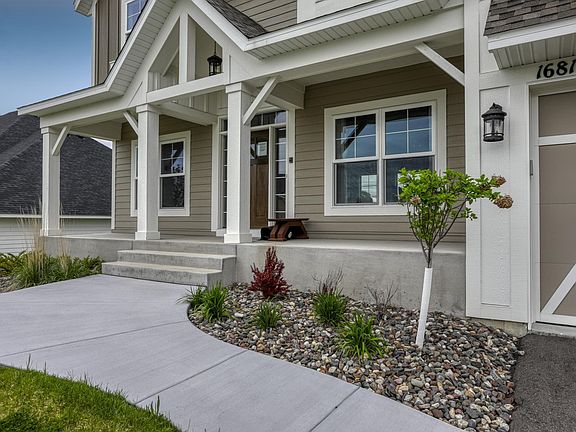 3rd image of 16810 59th Ave N