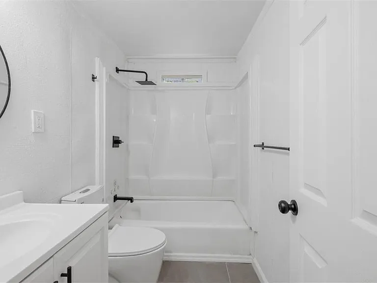 608 N College Dr #3 — Photo 14