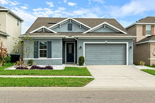 989 Maypole Dr Photo 1