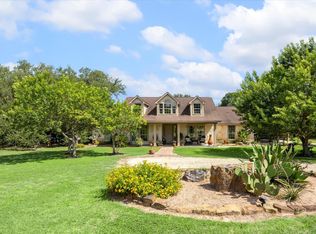 245 Christmas Rd E, Brenham, TX 77833