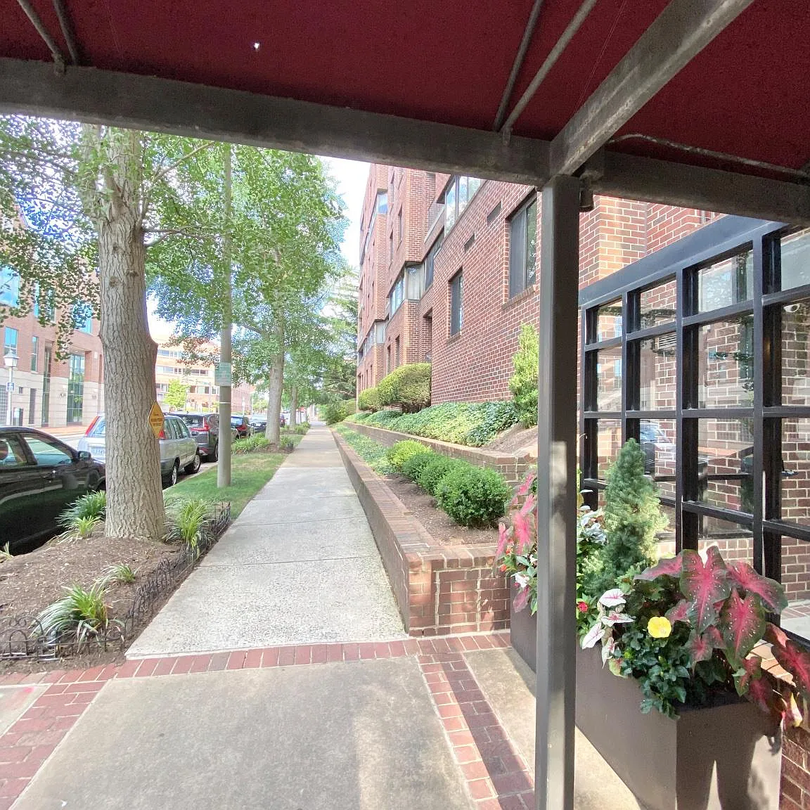 1 bed, 1.0 bath, 716 sqft, $2,185 — Photo 4