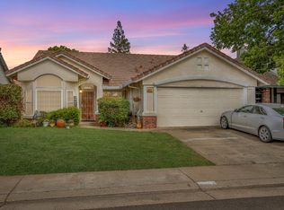 8877 Silvery Blue Way, Elk Grove, CA 95624