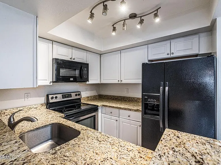 5402 E Windsor Ave #45 — Photo 15