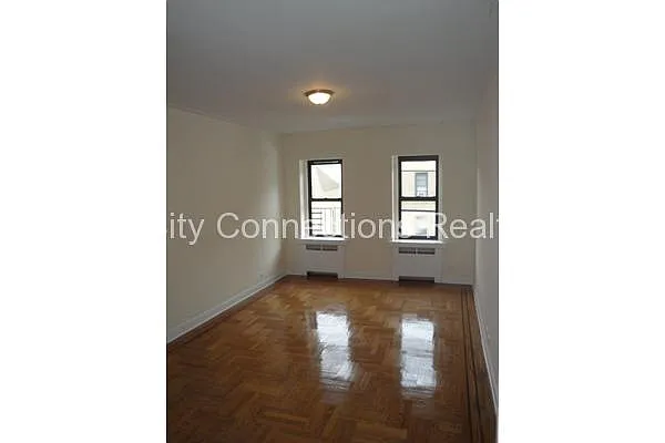 Rented by City Connections Realty | media 19