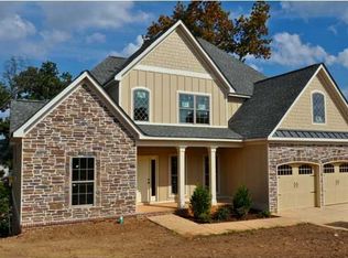 1957 Nottinghill, Chattanooga, TN 37405