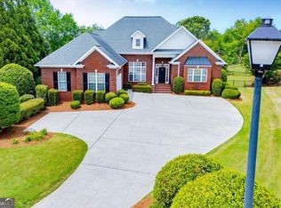 210 Turnberry Cir, Carrollton, GA 30116