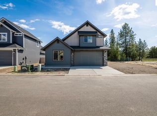 8424 N Snowflake Ln, Hayden Lake, ID 83835