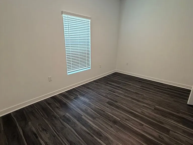 2220 Leda Ave S — Photo 11