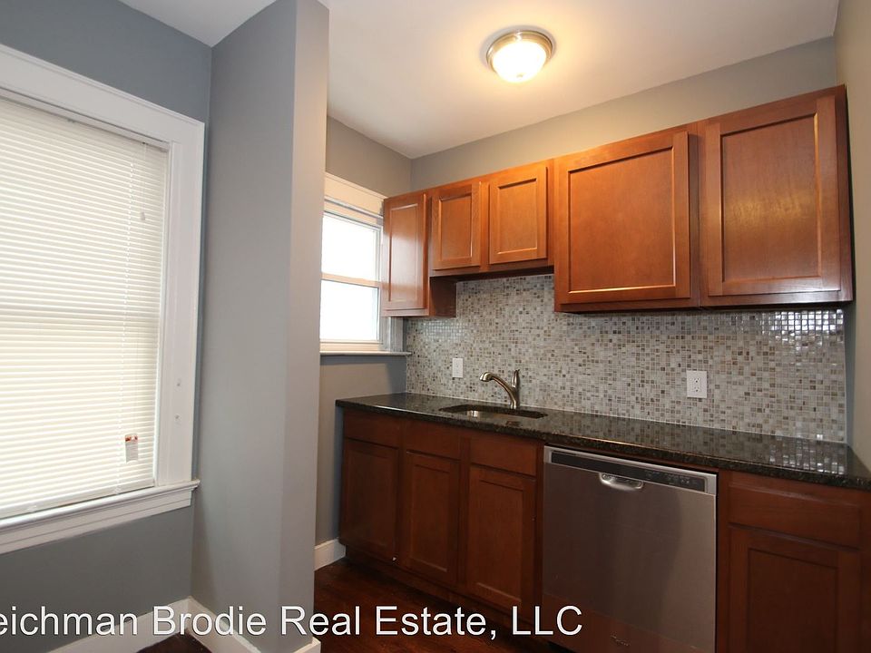 1st image of 84 Morris St #1