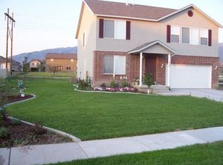 359 Wellington Dr, Kaysville, UT 84037