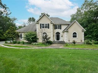 750 Reservoir Rd, Cheshire, CT 06410