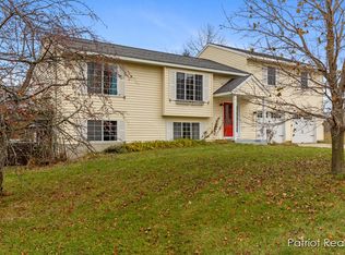 19960 Maple Hill Ct, Pierson, MI 49339