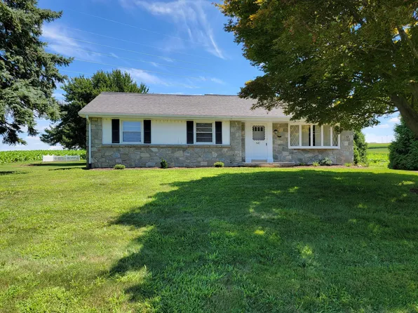 640 Spruce Rd, New Holland, PA 17557