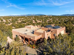 102 Sierra Azul, Santa Fe, NM 87507