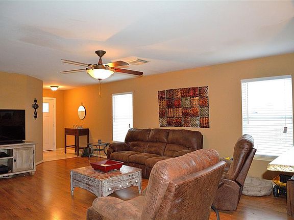 3rd image of 3217 Berryfield Ln