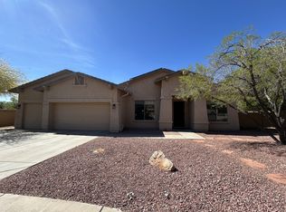 26041 N Fernbush Dr, Phoenix, AZ 85083