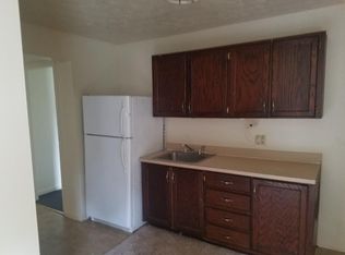202 N Broad St #207, Grove City, PA 16127