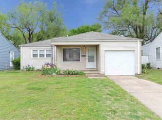 1415 N Pinecrest St, Wichita, KS 67208