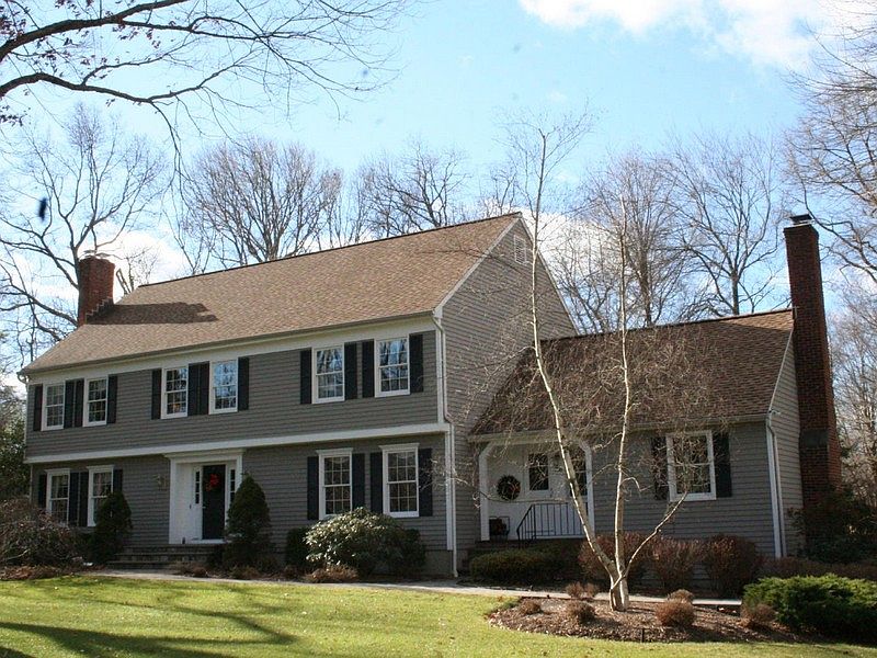 Immaculate Colonial
