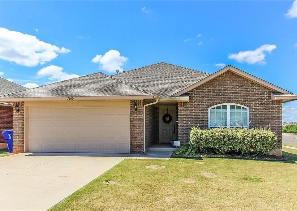 1st image of 1600 Caribou Ct