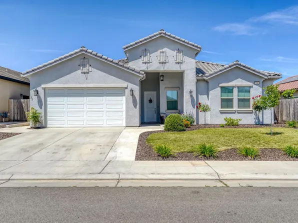 716 Mesa Dr S, Madera, CA 93636