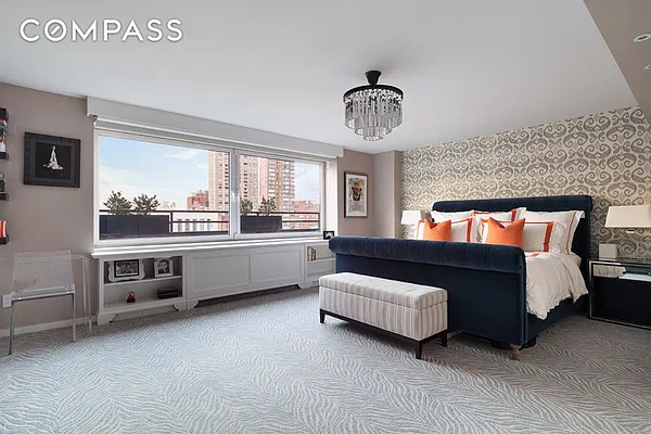 Sold by Compass | media 5