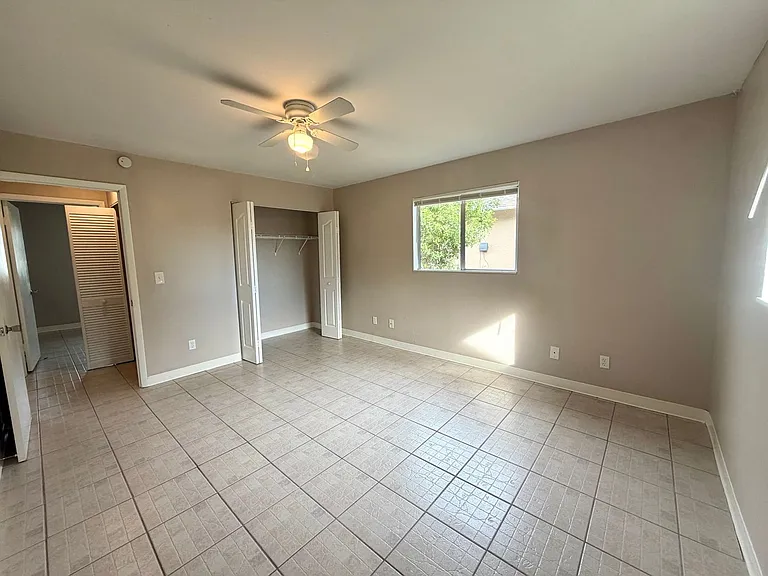 712 SW 3rd Ct — Photo 13