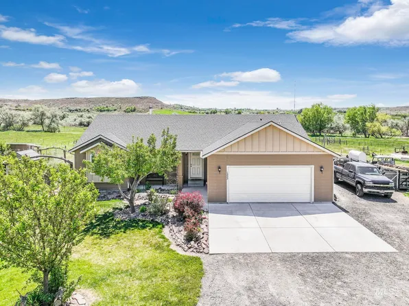 1333 E 4400 N, Buhl, ID 83316