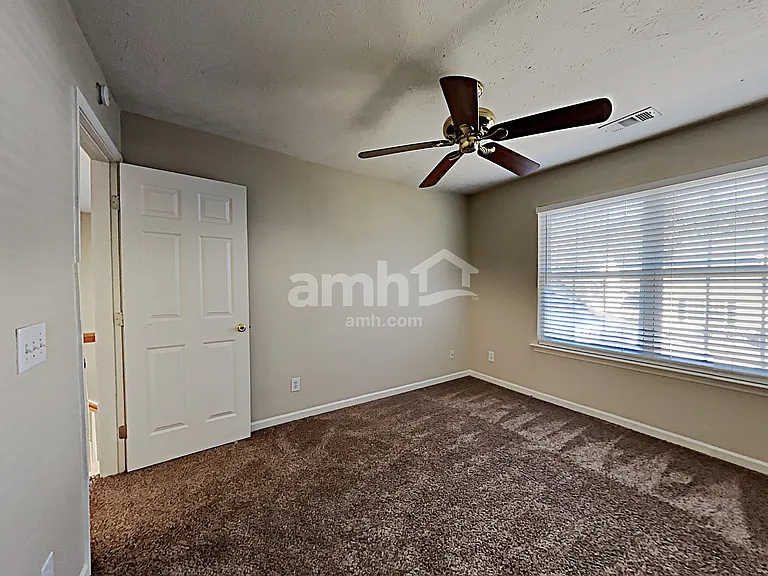 1244 W Oaks Way — Photo 17