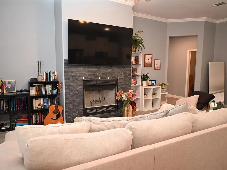 320 Mariners Way — Photo 4