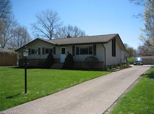 26909 Eastwood Ln, Olmsted Falls, OH 44138