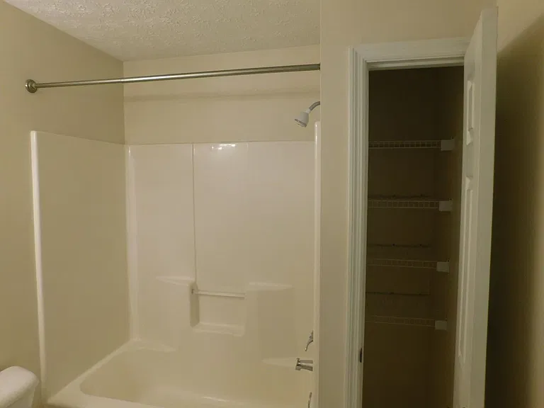 7 Donnell Ave — Photo 12
