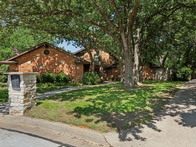 1725 Preston Hollow Ct, Arlington, TX, 76012
