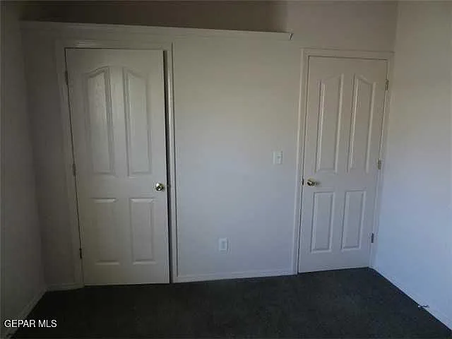 7481 Umbria Dr — Photo 22