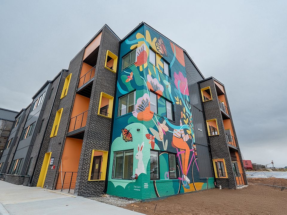 Building Photo 2