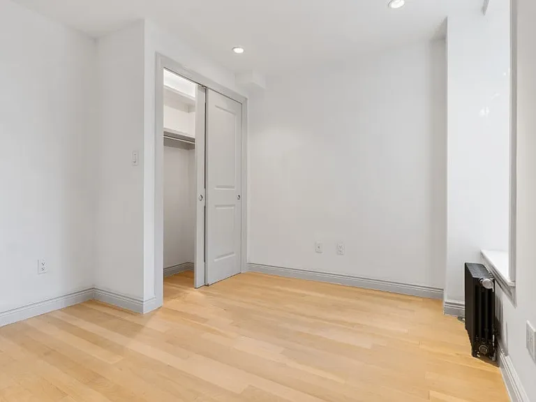11 E 7th St #4E — Photo 7