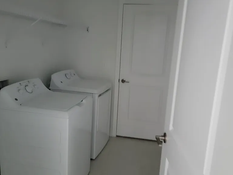 1844 Red Loop — Photo 10