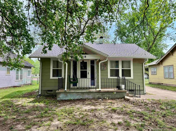 1118 N B St, Arkansas City, KS 67005