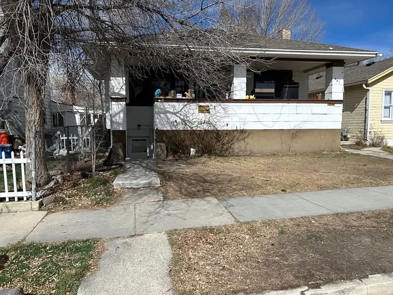 443 E 300 N — Photo 2