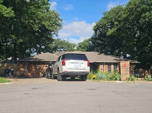 113 Yorkshire Ct, Weatherford, TX 76086