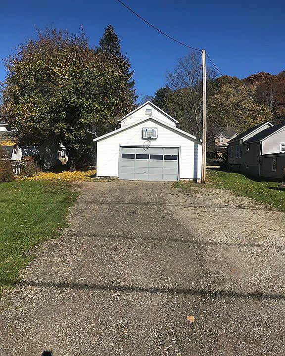 609 E Spruce St, Titusville, PA 16354 Zillow