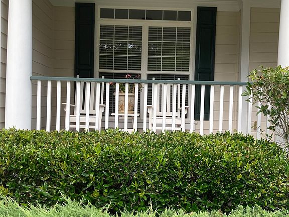 3rd image of 2904 Riverwood Dr