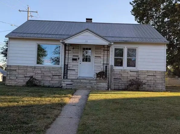 28 Washington Blvd, Chester, IL 62233