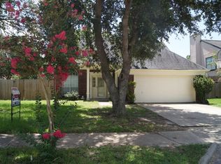 5202 Spring Circle Dr, Pearland, TX 77584