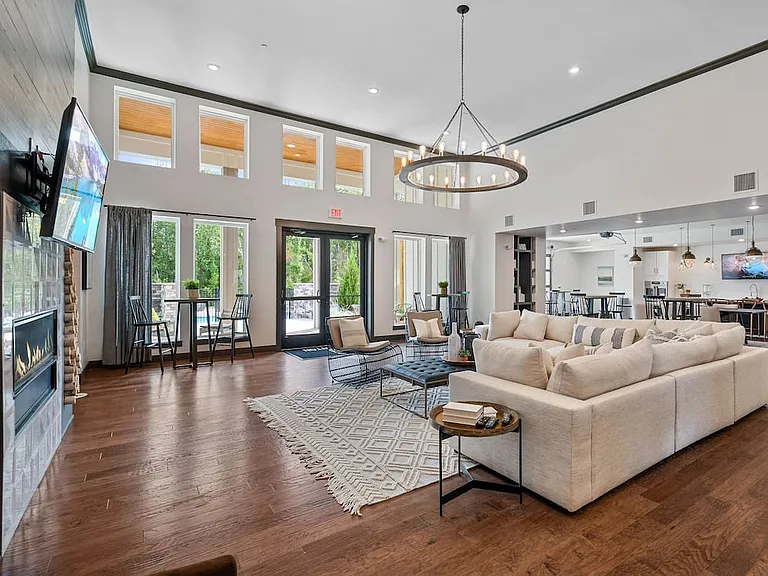 Resident lounge