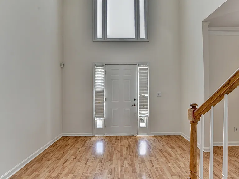 873 Red Rock Ct — Photo 9