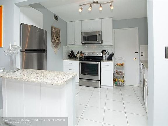 2nd image of 5100 Dupont Blvd APT 8I